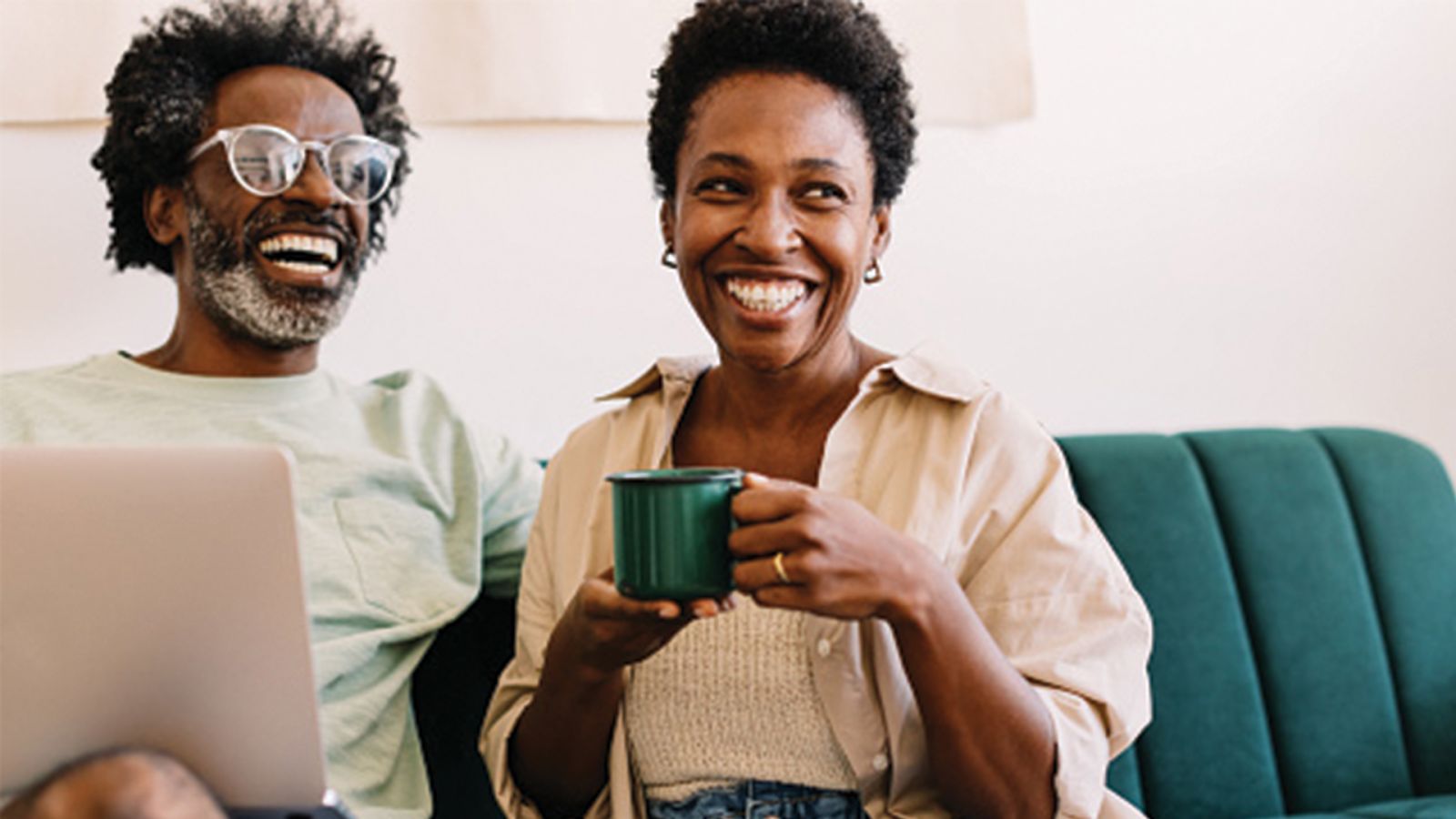bank transfer button on laptop